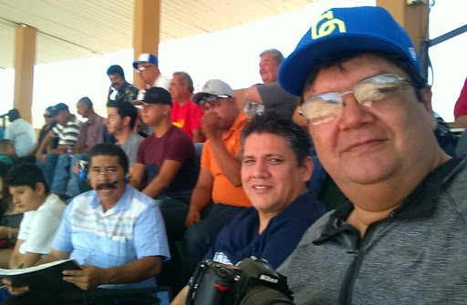 Estadio Carlos A. Rivero, 1° de Mayo 12, Los Guayparines, 85760 Alamos, Son., México, Actividades recreativas | SON