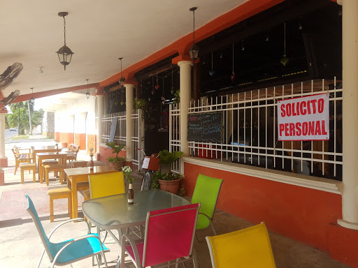 El Meson del Pirata, Calle 20, Centro, 77930 Bacalar, Q.R., México, Restaurante | QROO