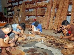 Làng nghề đồ gỗ mỹ nghệ Vạn Điểm - Thường Tín - Hà Nội Làng nghề đồ gỗ mỹ nghệ Vạn Điểm - Thường Tín - Hà Nội