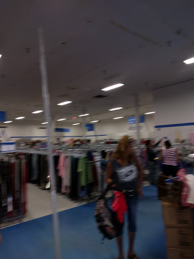 Thrift Store «Goodwill Aurora - Colfax», reviews and photos, 10590 E Colfax Ave, Aurora, CO 80010, USA