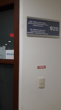 Opiniones de Dr. Roberto Moncayo en Guayaquil - Médico
