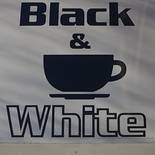 Black and White italienischer Kaffee