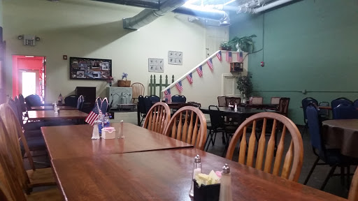 Soul Food Restaurant «Food Factory On Main», reviews and photos, 150 Main St N, Cornelia, GA 30531, USA