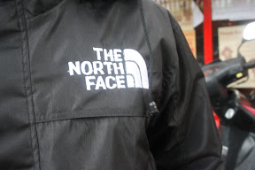 jaket north face anti air