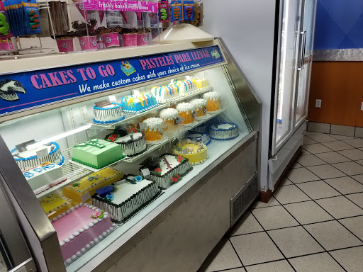 Ice Cream Shop «Baskin-Robbins», reviews and photos, 318 E Main St, Santa Paula, CA 93060, USA