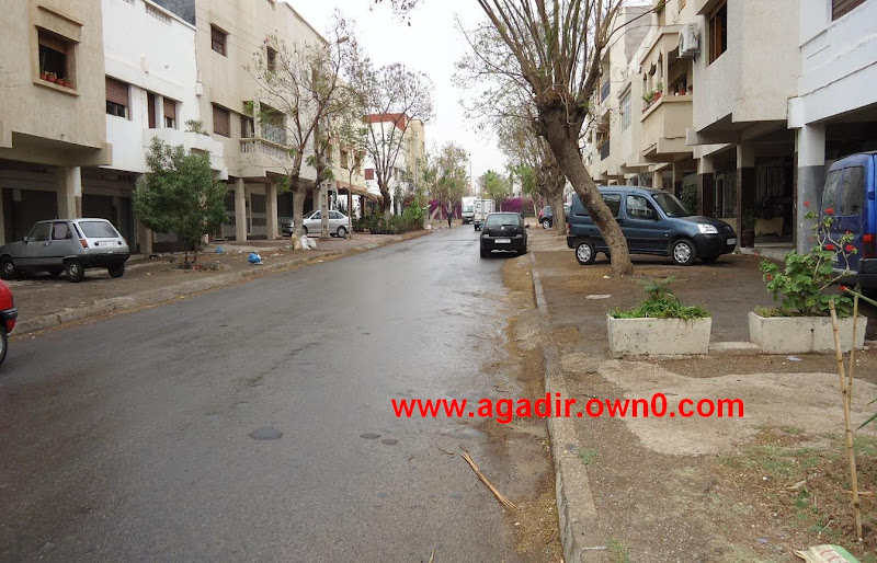 شارع سليمان الروداني حي الموظفين بمدينة اكادير DSC02145