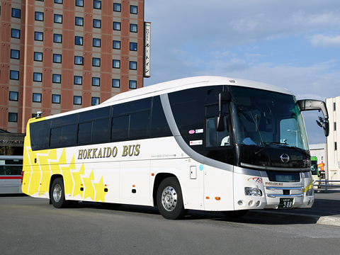 北海道バス「函館特急ニュースター号」　・988　日野セレガHD（QPG-RU1ESBA）