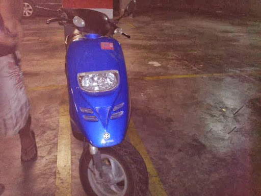 vendo scooter piaggio typhoon 49cc del año 2005 y - Cambalache