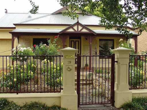 Desain Pagar Rumah Minimalis dari besi Desain Pagar Rumah Minimalis dari besi