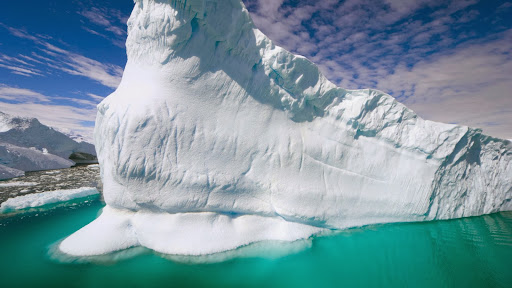 Iceberg, Western Antarctica.jpg