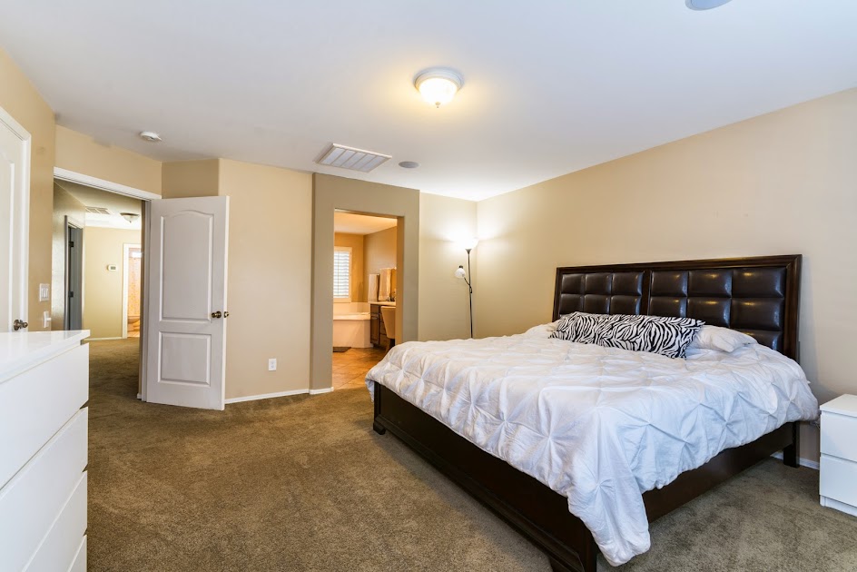Phoenix Homes for Sale showcases this beautiful master bedroom