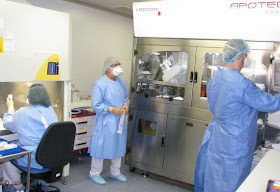 Preparación robotizada de los tratamientos de quimioterapia en el Hospital Clínico San Carlos 