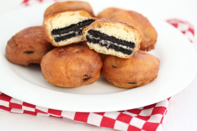 close-up photo of a plate of Fried Oreos