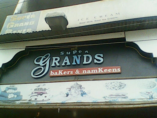 Super Grand Bakers & Namkeen, NH 58, Ranipur More, Devpura, Haridwar, Uttarakhand 249410, India, Namkeen_Shop, state UK