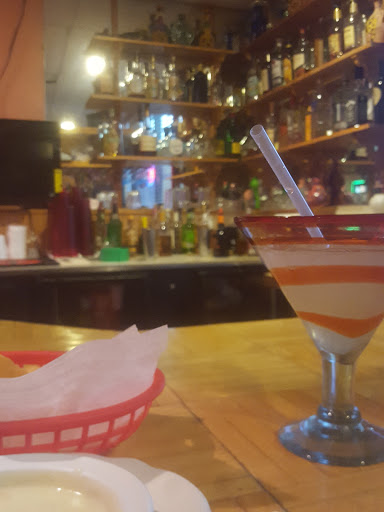 Mexican Restaurant «El Azteca Mexican Restaurant», reviews and photos, 71 Pleasant St #73, Attleboro, MA 02703, USA