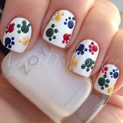 Aggies Do It Better: Paw prints nails