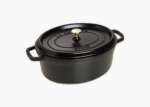  Staub French Oven - Oval - 5.4 L - Black