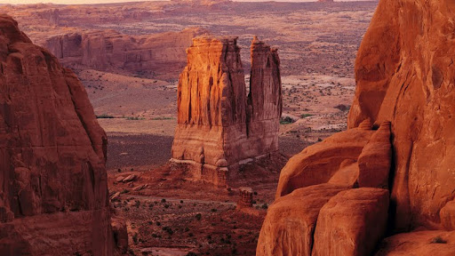 Courthouse Towers at Sunset, Arches National Park, Utah.jpg