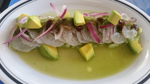 Claro Fish, Blvd. Lic. Anacleto Glez F. Sur 401, Del Carmen, 47690 Tepatitlán de Morelos, Jal., México, Restaurante | JAL