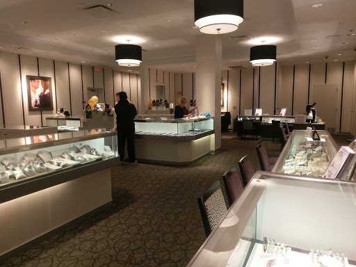 Jewelry Store «Kay Jewelers», reviews and photos, 31011 Orchard Lake Rd c120, Farmington Hills, MI 48334, USA
