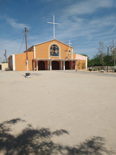 Iglesia Santa Cecilia, Gonzalo Curiel 225, Sta Cecilia, 21350 Mexicali, B.C., México, Iglesia católica | BC