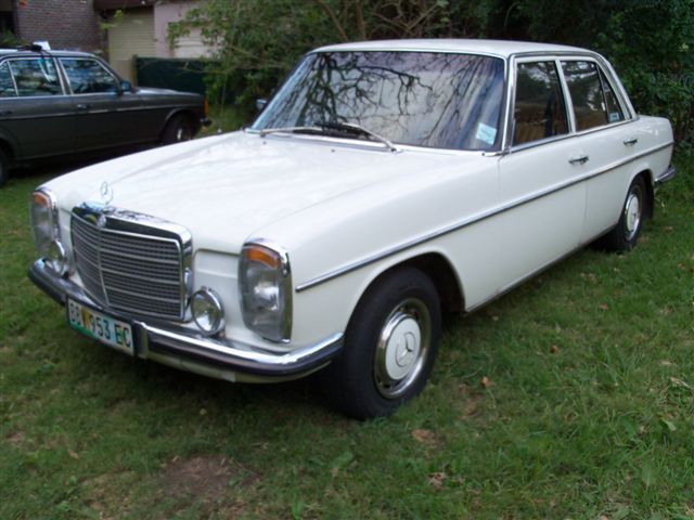 1975 Mercedes 280e #6