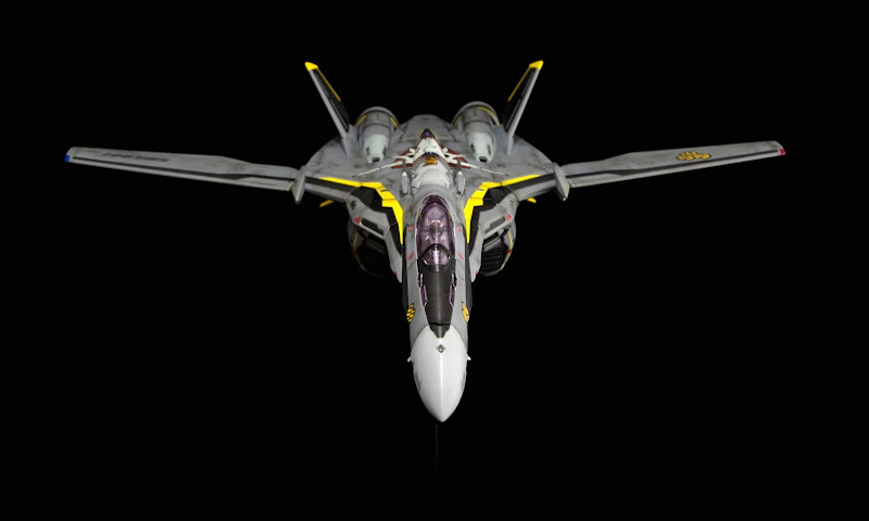 VF-25S_Ozma_fighter_02.jpg