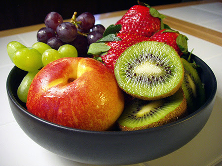 frutta terapia medica kiwi mela uva fragola