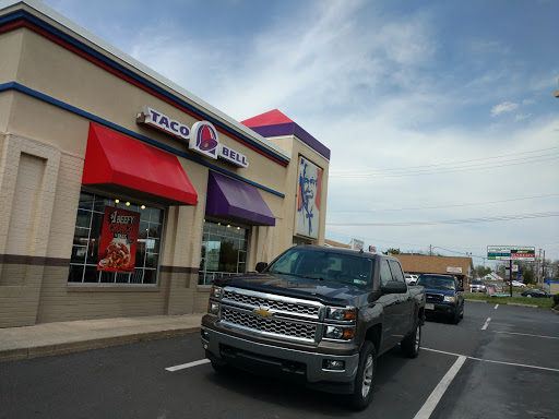 Mexican Restaurant «Taco Bell», reviews and photos, 1693 US-209, Brodheadsville, PA 18322, USA