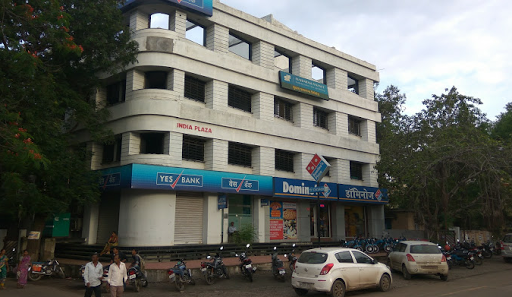 YES Bank, Office No.1 And 2, Ground Floor, India Plaza, Swatantrya Square, Jalgaon, Maharashtra 425001, India, Financial_Institution, state MH