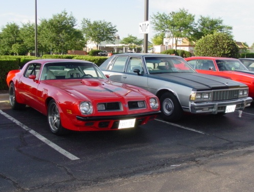 * Cruise Nights...2011...Chicagoland * 2011cruisNites_0723_03bfVla