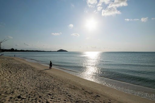 Lipa Noi Beach