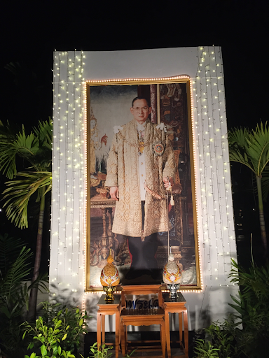 Happy Birthday to the King of Thailand