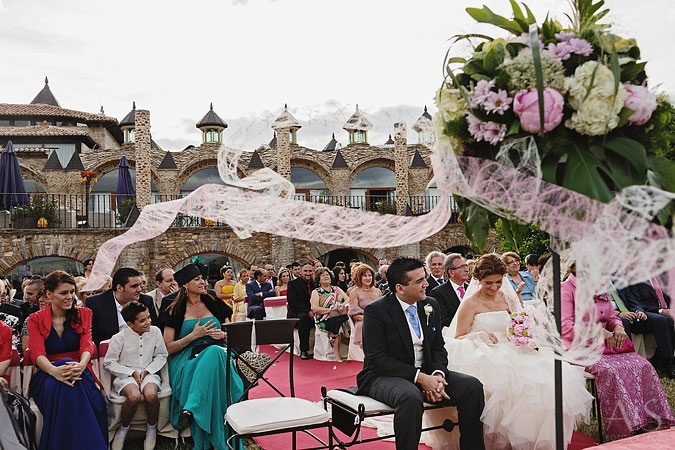 Reportaje de boda civil en Aldea Santillana