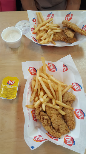 Fast Food Restaurant «DQ Grill & Chill Restaurant», reviews and photos, 201 S 2nd St, Central City, KY 42330, USA