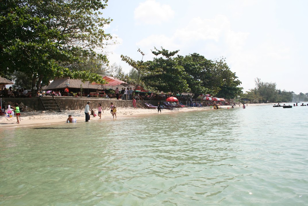 Independence Beach, реально лучший пляж Sihanoukville.