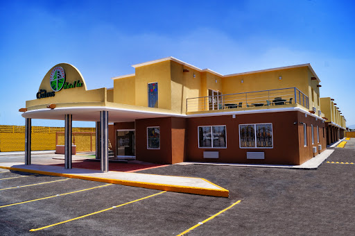 Los Cedros Hotel Inn, Lib. Perif. Raúl López Sánchez 9034, Laguna Sur, 27110 Torreón, Coah., México, Alojamiento en interiores | COAH