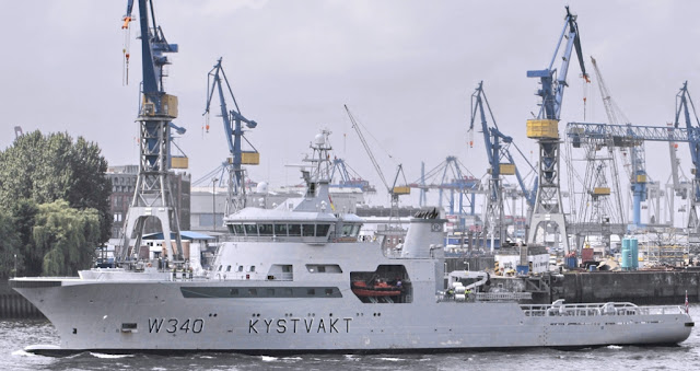 Norweski statek KH Barentshav zasilany skroplonym metanem (LNG) podczas wizyty w Hamburgu