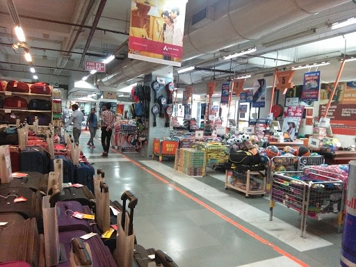 Big Bazaar, Metro Station,Inderlok, Inderlok, Delhi, 110052, India, Supermarket, state DL