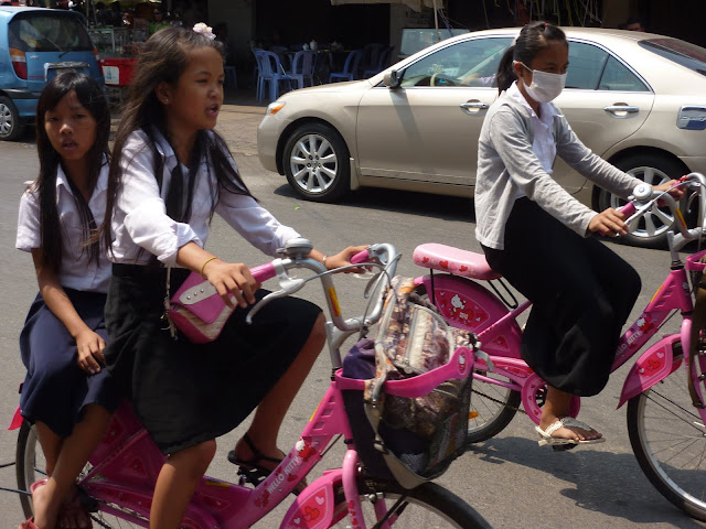 Blog de voyage-en-famille : Voyages en famille, Deuxième journée à Phnom Penh