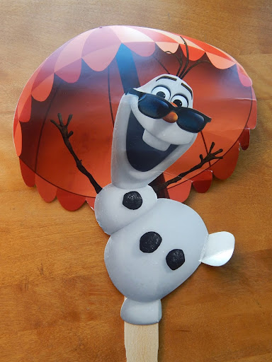 Frozen Frenzy at Disney World - take along Olafs