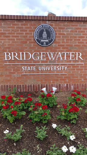 Bridgewater State University Bookstore, 135 Burrill Ave, Bridgewater, MA 02325, USA, 