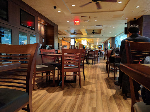 Restaurant «Palm Bar & Grille», reviews and photos, JFK Airport, International Terminal 4, Jamaica, NY 11430, USA