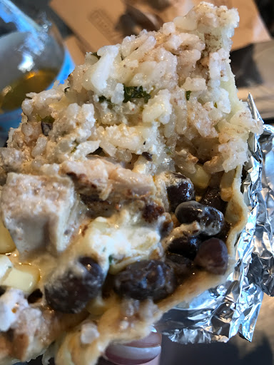 Mexican Restaurant «Chipotle Mexican Grill», reviews and photos, 19332 Nordhoff St, Northridge, CA 91324, USA