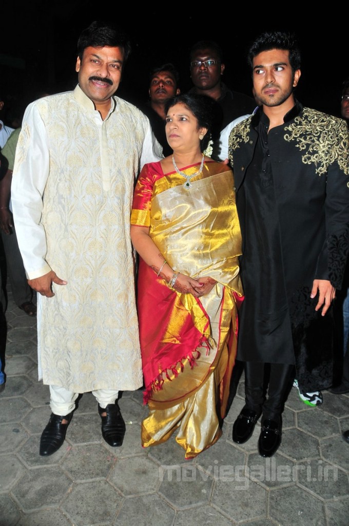 SouthMp3: Chiranjeevi Family @ Allu Arjun Marriage Pictures