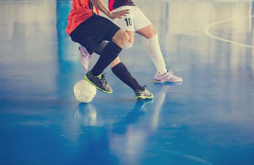 Sepatu Futsal Lokal: Tips Memilih hingga Harga Terbaik