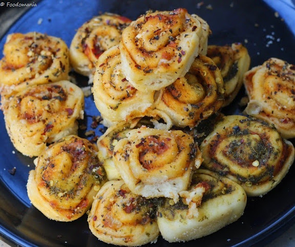 Pesto Swirl Rolls Recipe | Easy Cheesy Bread Rolls | Written by Kavitha Ramaswamy of Foodomania.com