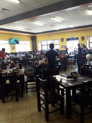 El Tío Pepe Restaurant, Blvd. Manuel Gómez Morin 1188, Partido Senecu, 31690 Cd Juárez, Chih., México, Restaurante | COAH