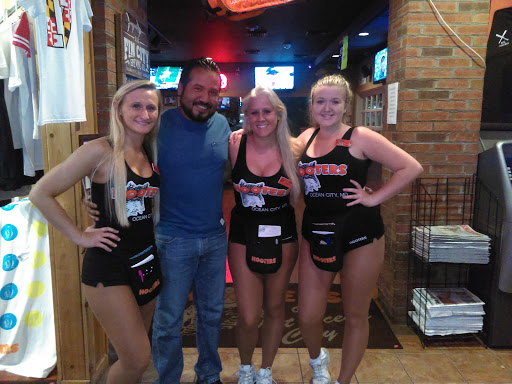 American Restaurant «Hooters», reviews and photos, 12513 Ocean Gateway, Ocean City, MD 21842, USA