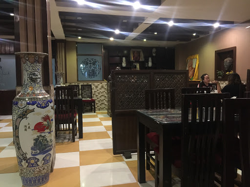 Hot Yak Restaurant, Second Floor, Gakhyil House, New Camp, New Aruna Colony, Majnu Ka Tilla, Timarpur, New Delhi, Delhi 110054, India, Chinese_Restaurant, state UP
